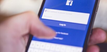 Facebook App Login Splash Screen